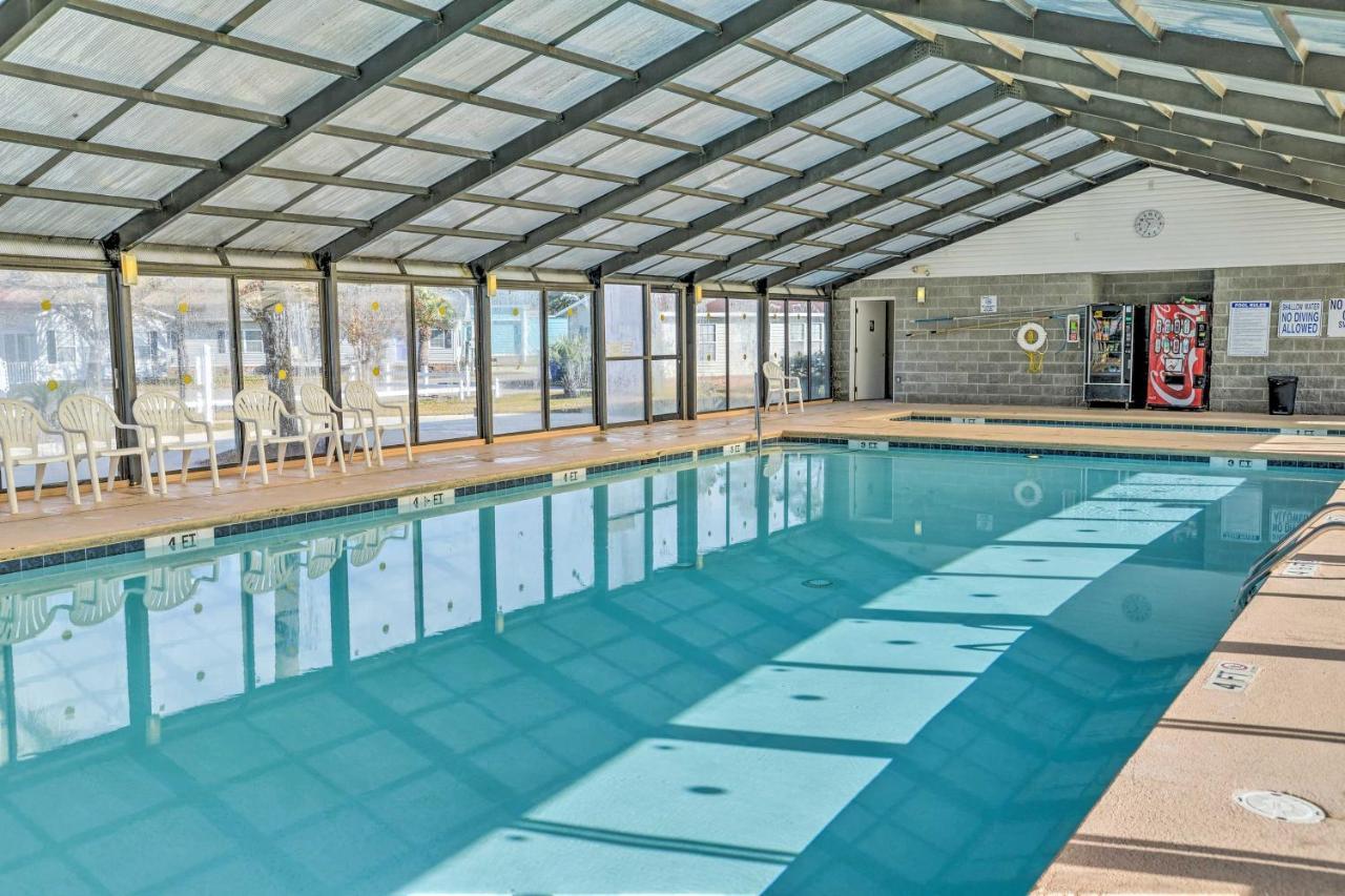 Surfside Beach Home With Pool Access Walk To Beach! Myrtle Beach Eksteriør billede